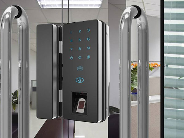 乌伊岭24小时上门开锁公司